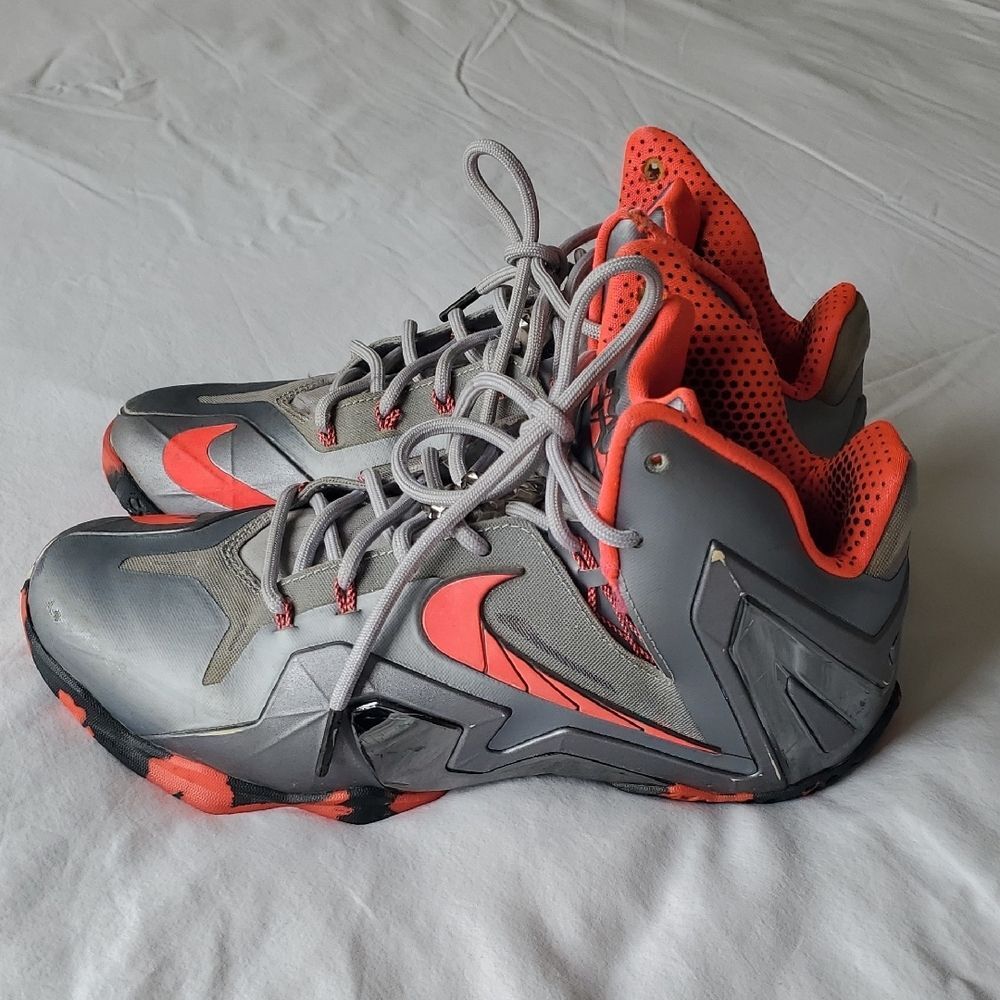Nike Rebron 11 Elite Basketball Sneakers Size 8 #642846-001